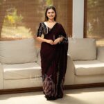 Handcrafted Cotton Batik Saree 25143B - Maroon Saree