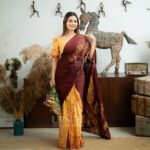 Modern Handcrafted Batik Saree 25152